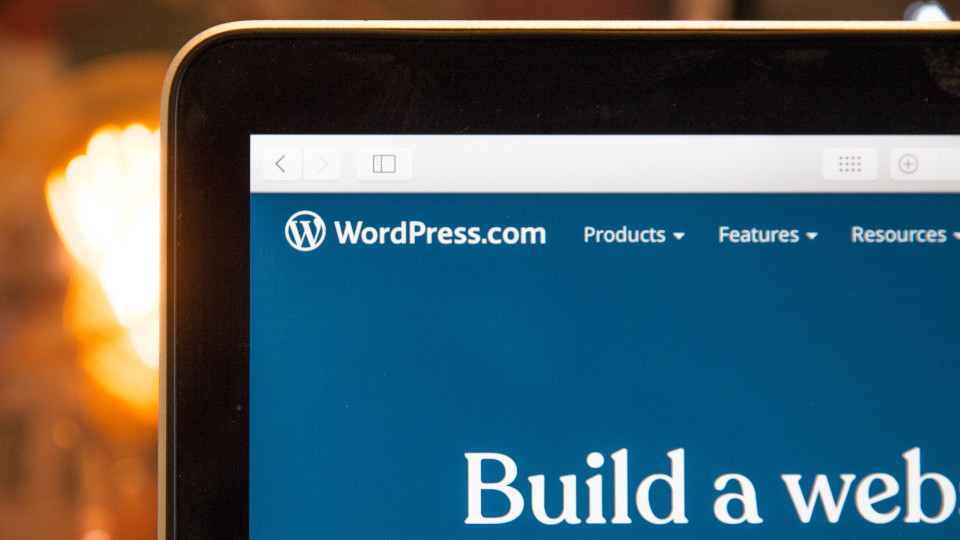 Mantenimiento de Páginas Web: Tareas Esenciales y su Relación con WordPress